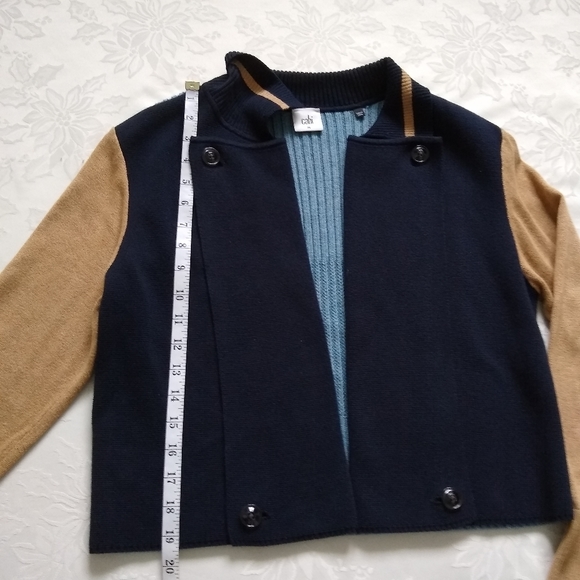 Cabi turn back crop cardigan color block - Picture 6 of 11